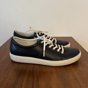 Ecco Black Sneaker